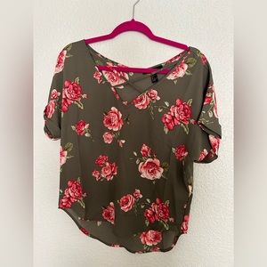 Forever 21 size small